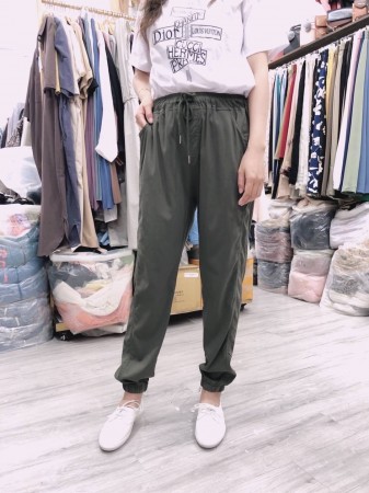 9901冷凍縮口褲加大版