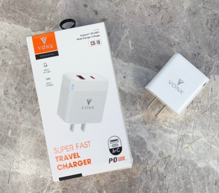 新款PD20W雙孔快充頭