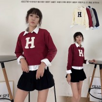 H字母毛衣加襯衫 
