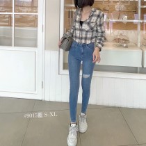 雙釦刷破牛仔褲 