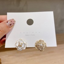 山茶花耳環