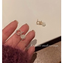 珍珠水鑽耳環